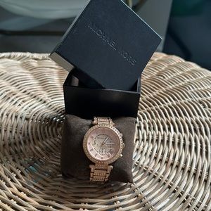 Micheal Kors rose gold watch for sale!